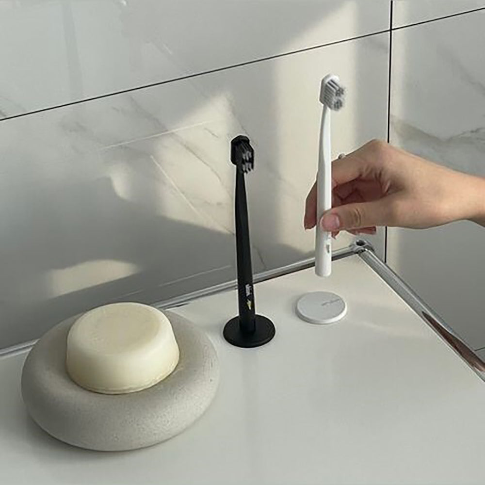 【ukiwi】 Magnetic Anti-bacterial Toothbrush: Renewal Edition Set (3 Toothbrush + 1 Magnetic Pad) *Color selection available