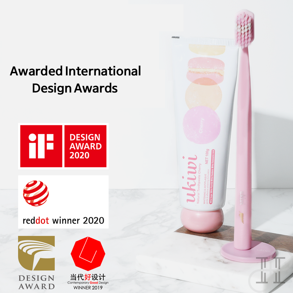 【ukiwi】  Magnetic Anti-bacterial Toothbrush: Renewal Edition Set (3 Toothbrush + 1 Magnetic Pad) *Color selection available