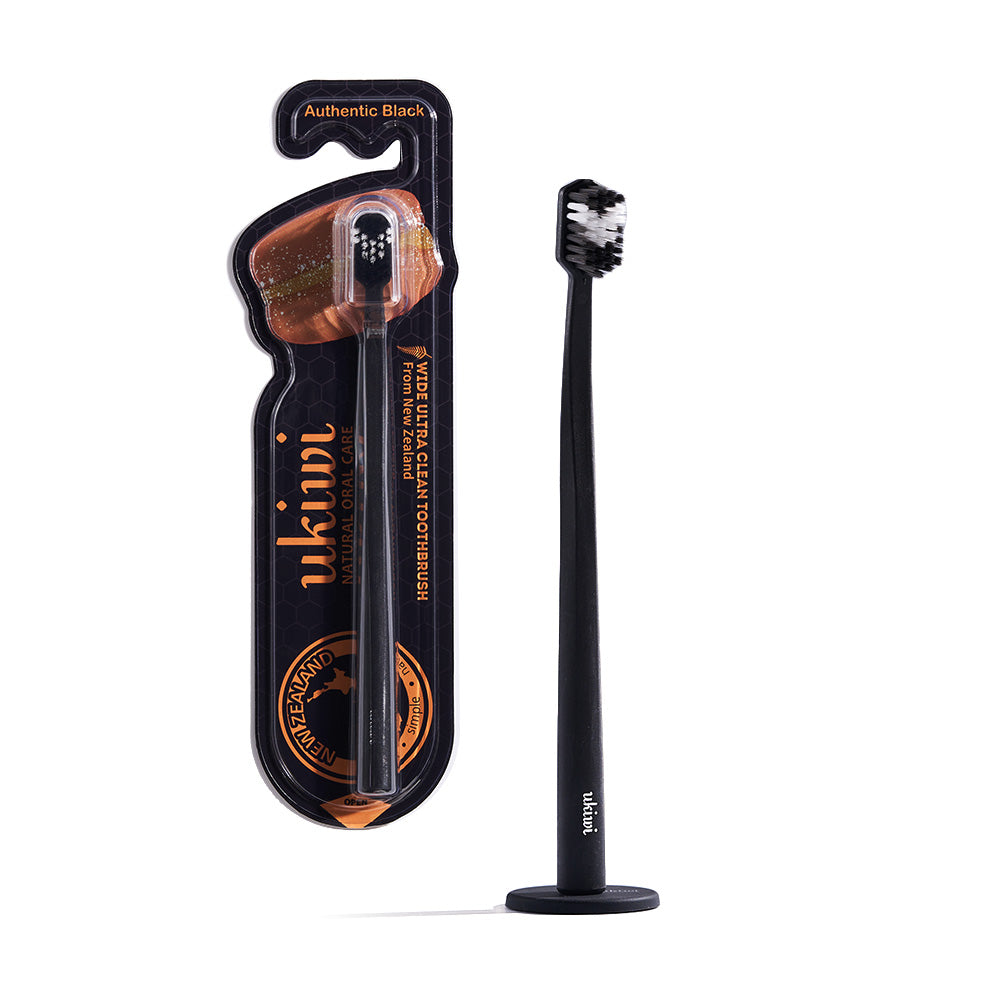 【ukiwi 】  NEW Magnetic Anti Bacterial Toothbrush 1pc Set (1 Toothbrush +1 Sanitary Cap ) *No pad *Color selection available