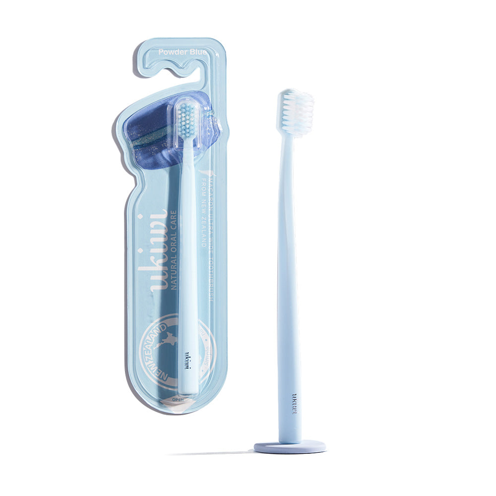 【ukiwi 】  NEW Magnetic Anti Bacterial Toothbrush 1pc Set (1 Toothbrush +1 Sanitary Cap ) *No pad *Color selection available